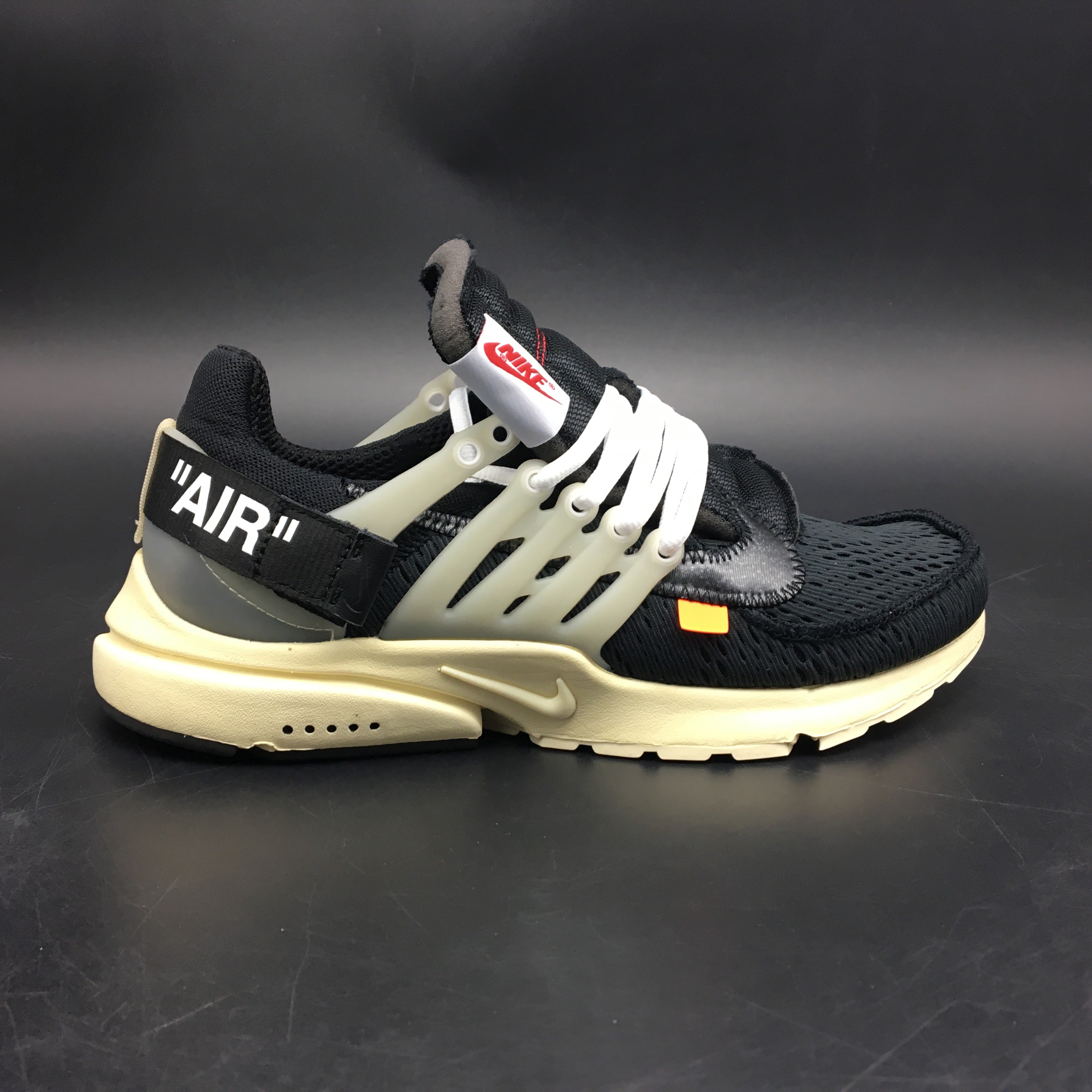 Air Presto Off White - Bones