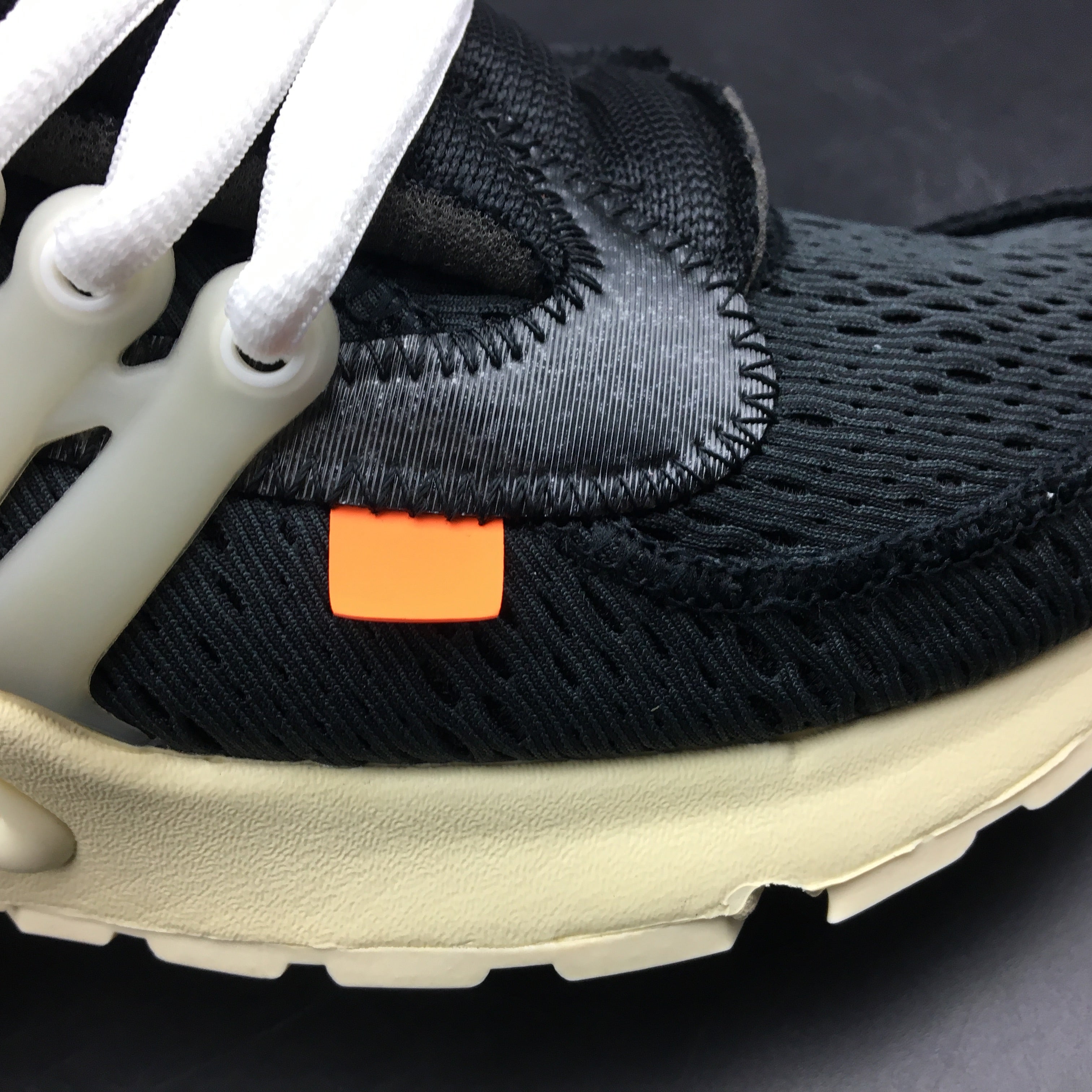 Air Presto Off White - Bones