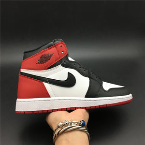 Jordan 1 High - Red Black Toe