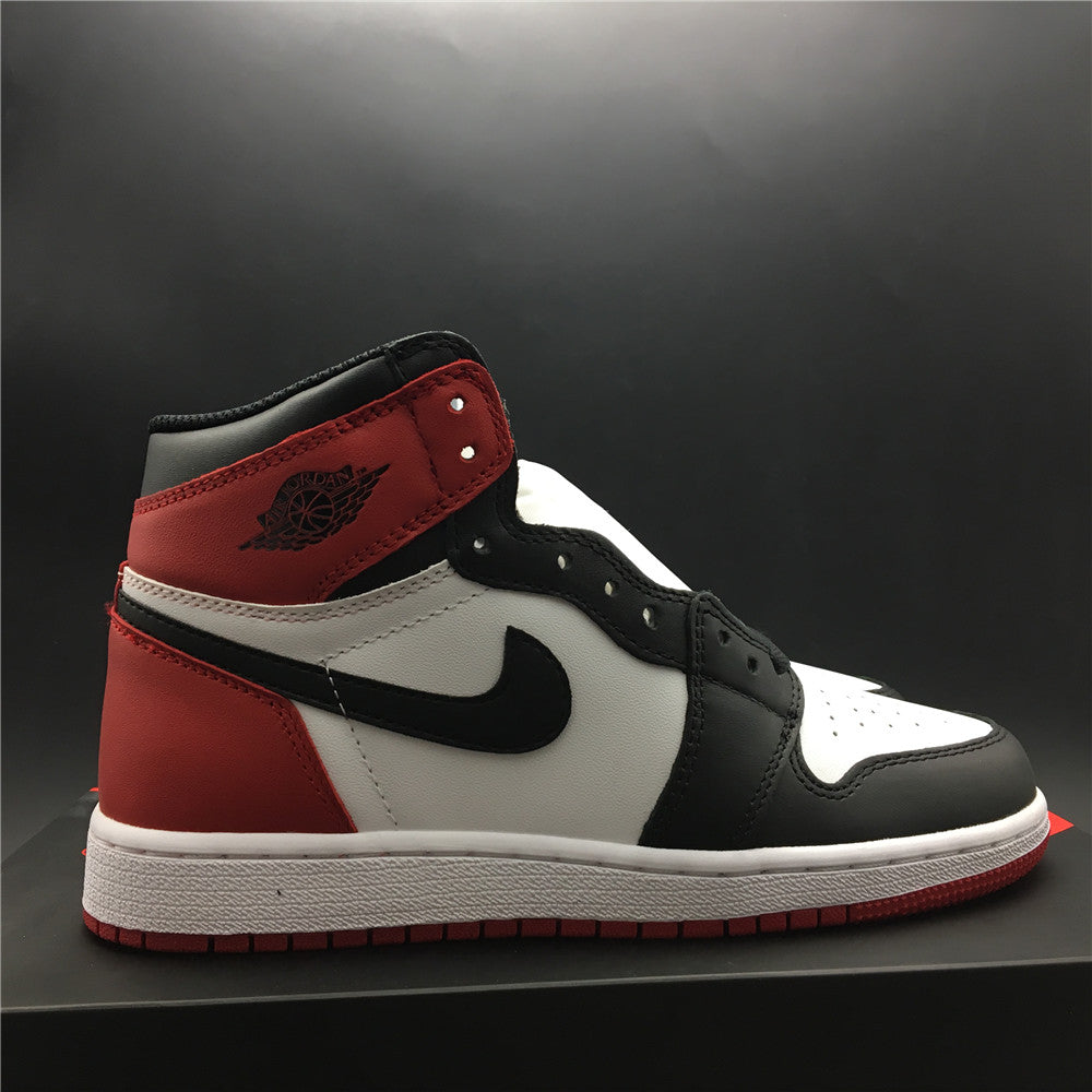 Jordan 1 High - Red Black Toe