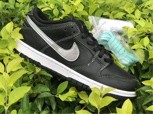 Nike SB Dunk Low - Black Diamond