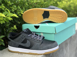 Nike SB Dunk Low - Black Grey