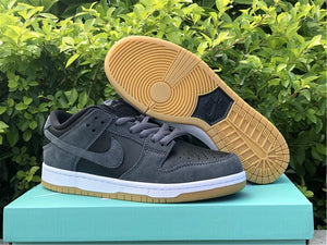 Nike SB Dunk Low - Black Grey