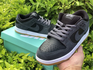 Nike SB Dunk Low - Black Grey