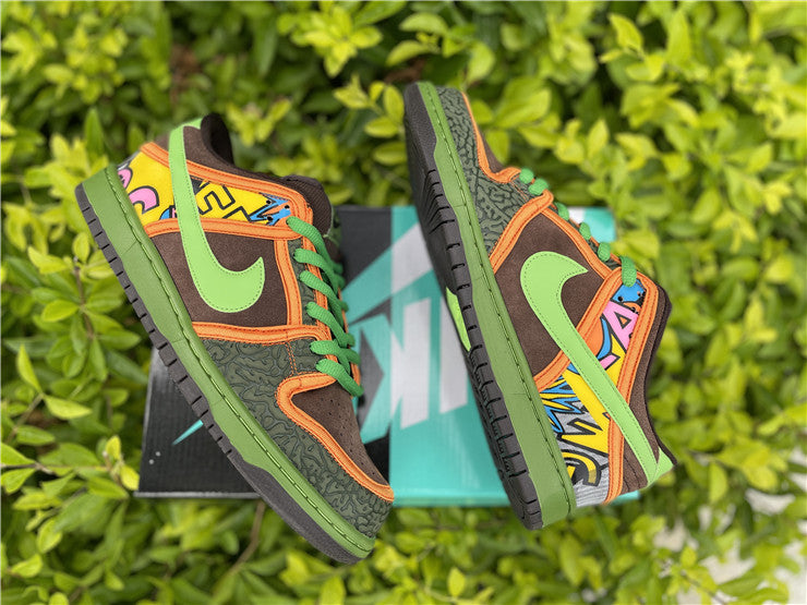 Nike SB Dunk Low - De La Soul