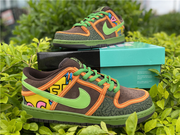 Nike SB Dunk Low - De La Soul