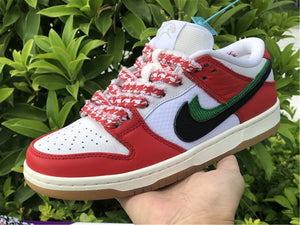 Nike SB Dunk Low - Habibi