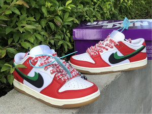 Nike SB Dunk Low - Habibi