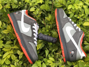 Nike Dunk Low - Pigeon