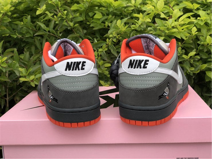 Nike Dunk Low - Pigeon