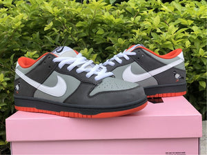 Nike Dunk Low - Pigeon