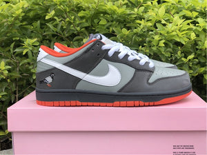 Nike Dunk Low - Pigeon