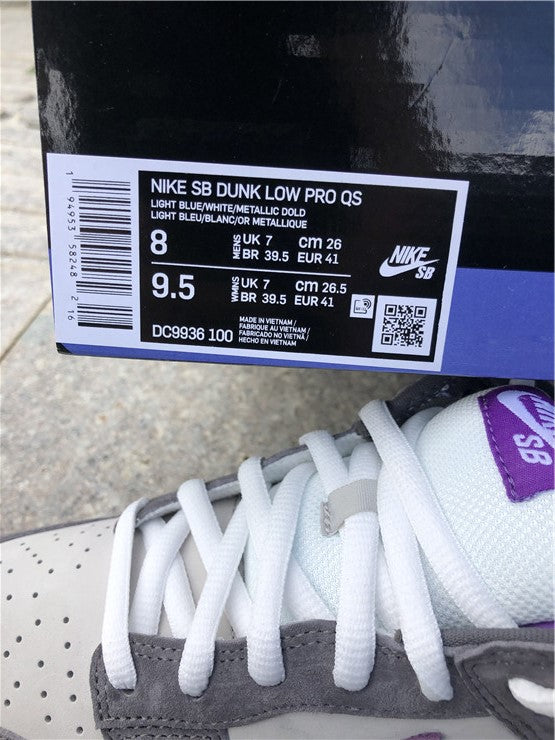 Nike SB Dunk Low - Purple Pigeon