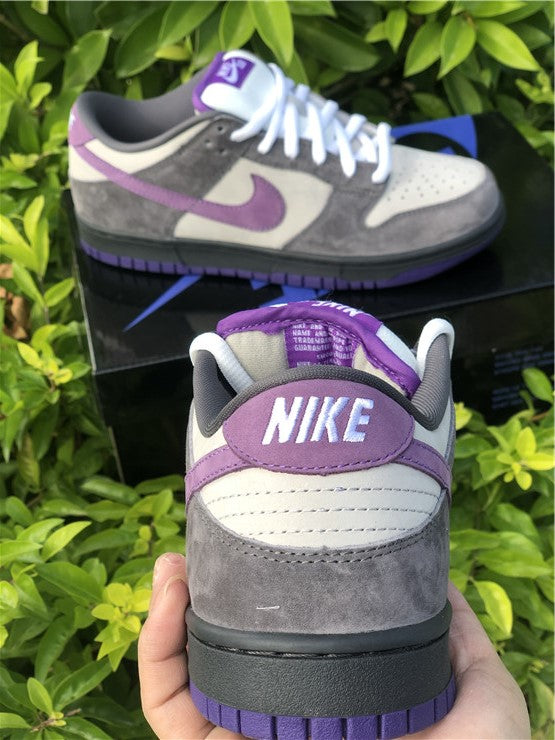 Nike SB Dunk Low - Purple Pigeon