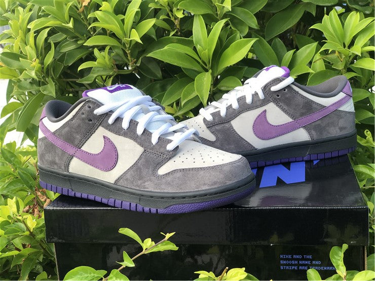 Nike SB Dunk Low - Purple Pigeon