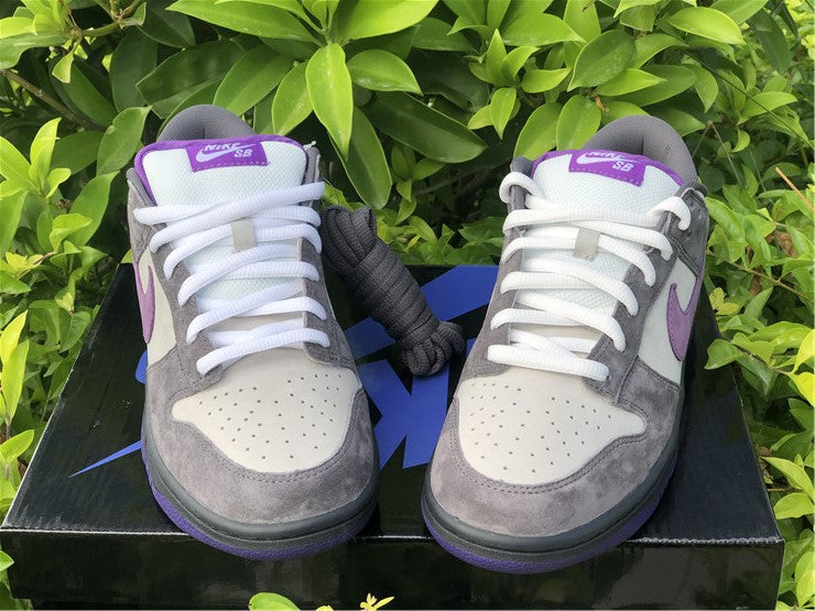 Nike SB Dunk Low - Purple Pigeon