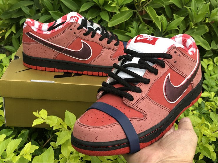 Nike SB Dunk Low - Red Lobster