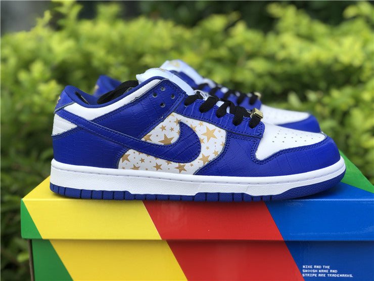 Nike SB Dunk Low Supreme - Blue Stars