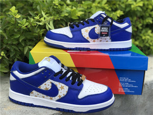 Nike SB Dunk Low Supreme - Blue Stars