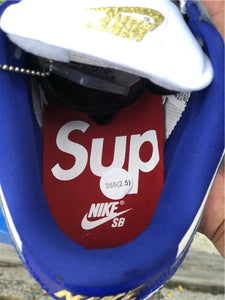 Nike SB Dunk Low Supreme - Blue Stars