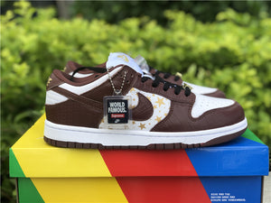 Nike SB Dunk Low Supreme - Maroon Stars