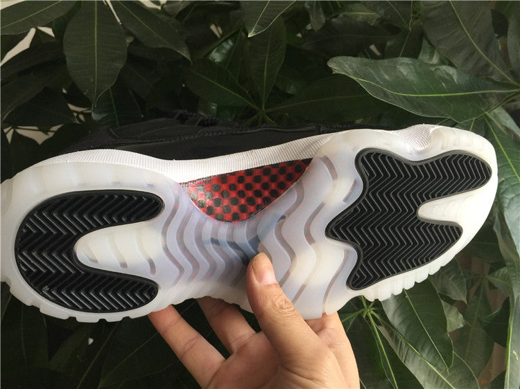 Jordan 11 - 72-10