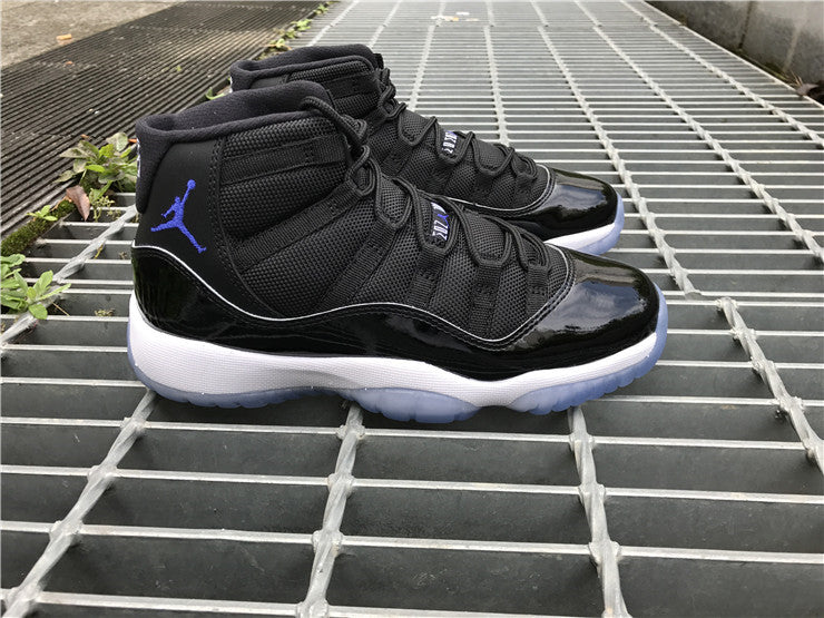 Jordan 11 - Space Jam