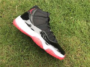 Jordan 11 - Bred