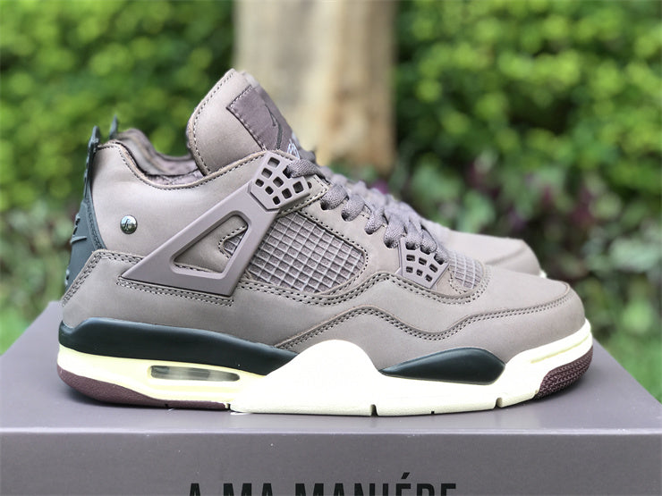 Jordan 4 - A Ma Maniere Violet