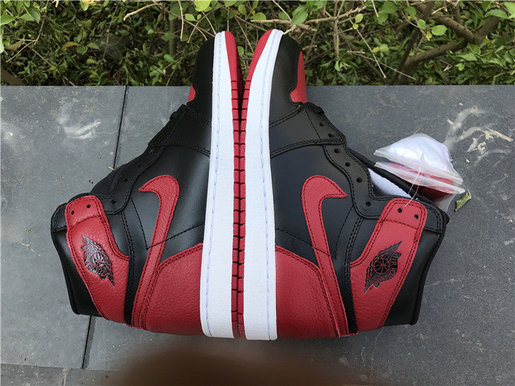 Jordan 1 High - Banned