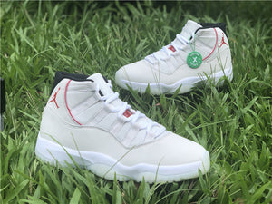 Jordan 11 - Platinum Tint