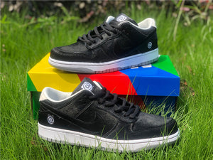 Nike SB Dunk Low - Bearbricks