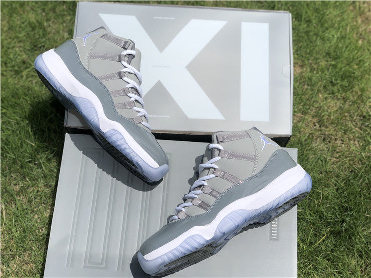 Jordan 11 - Cool Grey