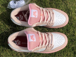 Nike SB Dunk Low - Pink