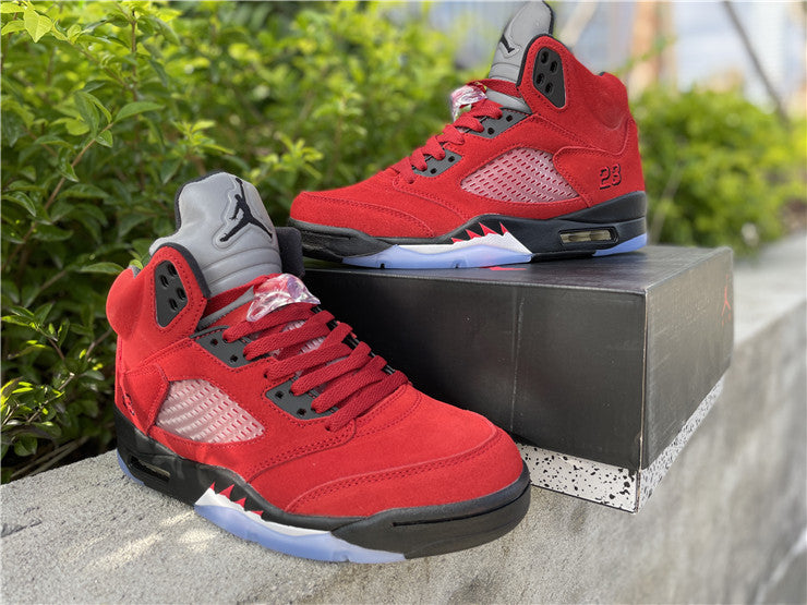 Jordan 5 - Raging Bull