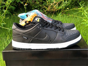 Nike SB Dunk Low - Civilist
