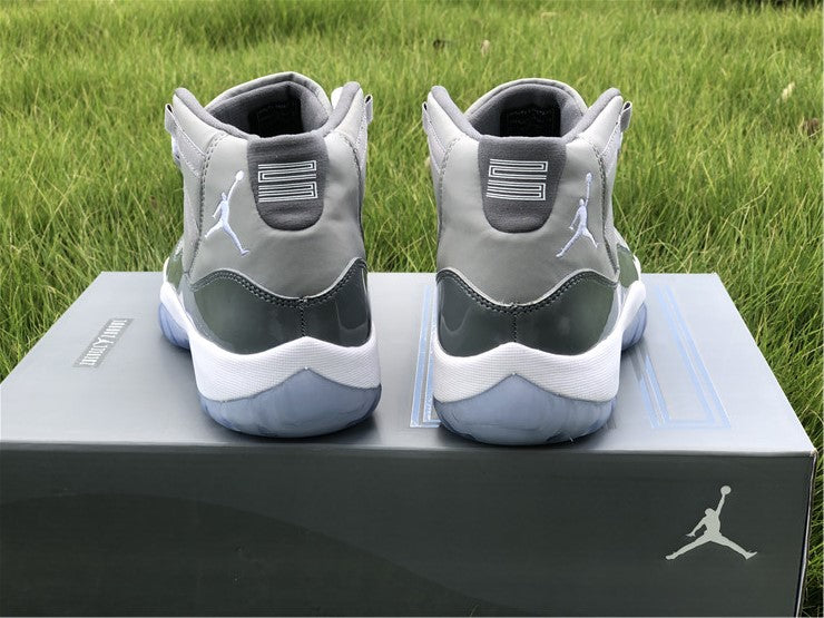 Jordan 11 - Cool Grey