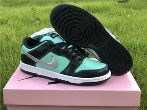 Nike SB Dunk Low - Tiffany’s