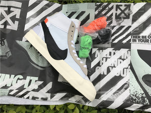 Blazer 77 Off White - White