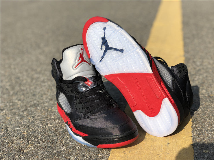 Jordan 5 - Satin Bred