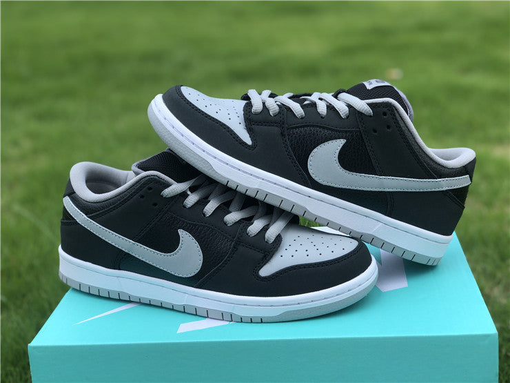 Nike SB Dunk Low - Blk Grey White