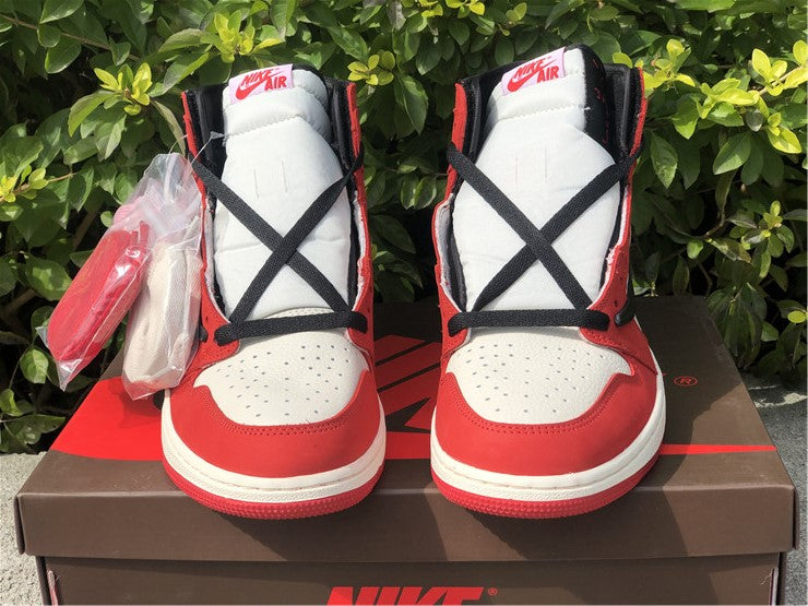 Jordan 1 High - Travis Scott Chicago