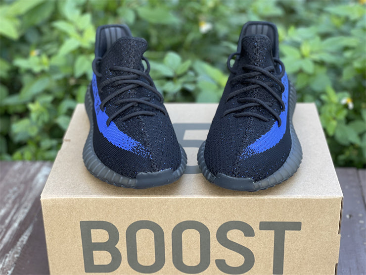 Yeezy 350 - Dazzling Blue