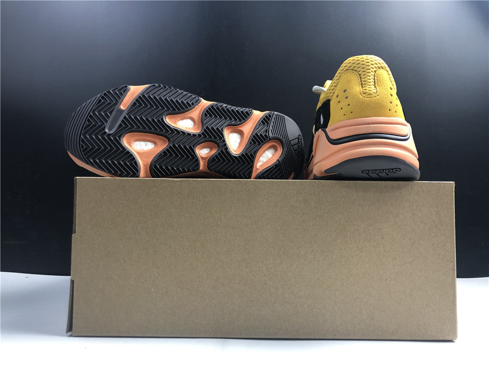 Yeezy 700 - Sun