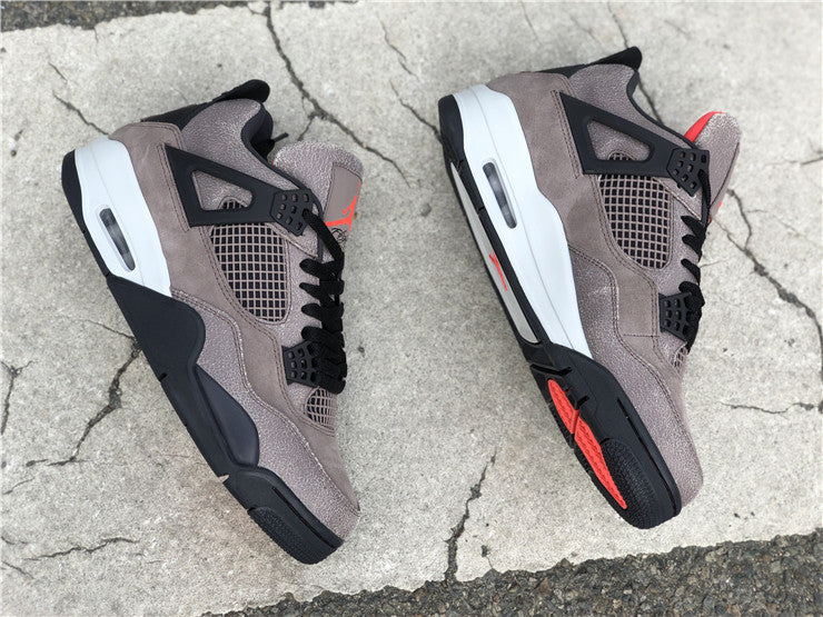 Jordan 4 - Taupe