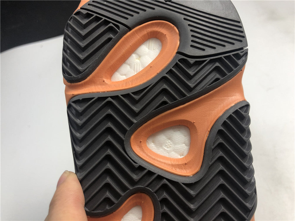 Yeezy 700 - Sun
