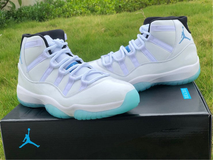 Jordan 11 - Legend Blue