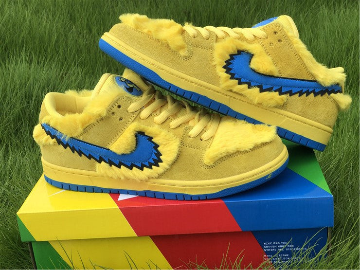 Nike SB Dunk Low - Dead Bears Yellow