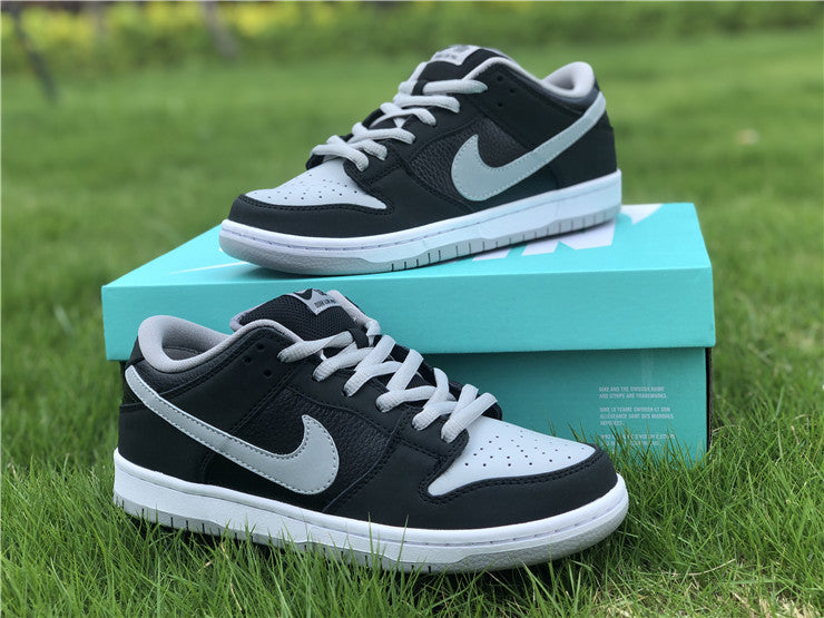 Nike SB Dunk Low - Blk Grey White