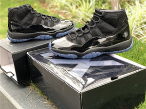 Jordan 11 - Cap & Gown